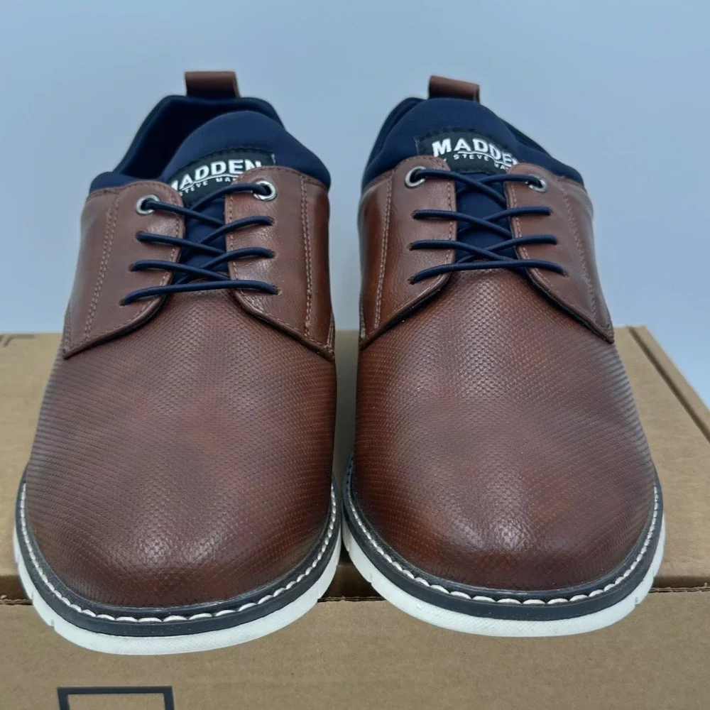 Madden by Steve Madden new but